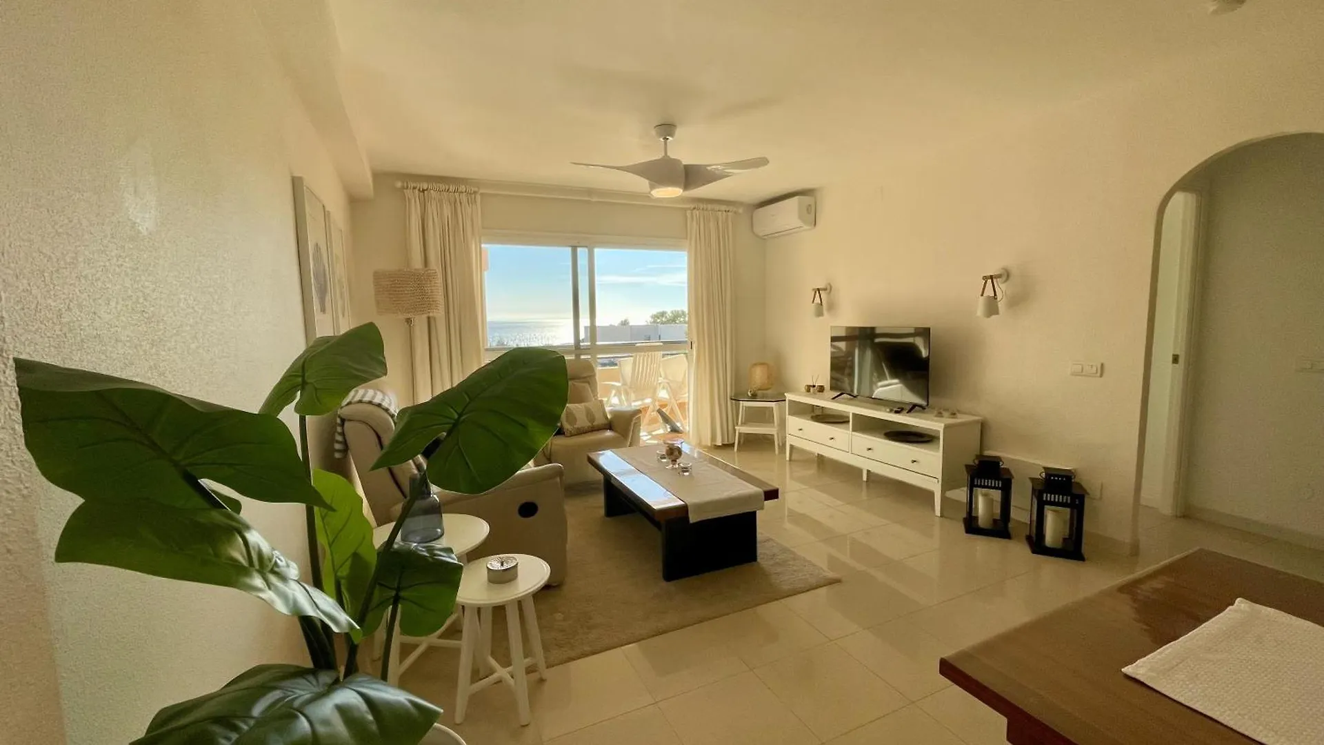 Apartment With Sea And Views Near Marbella Spain