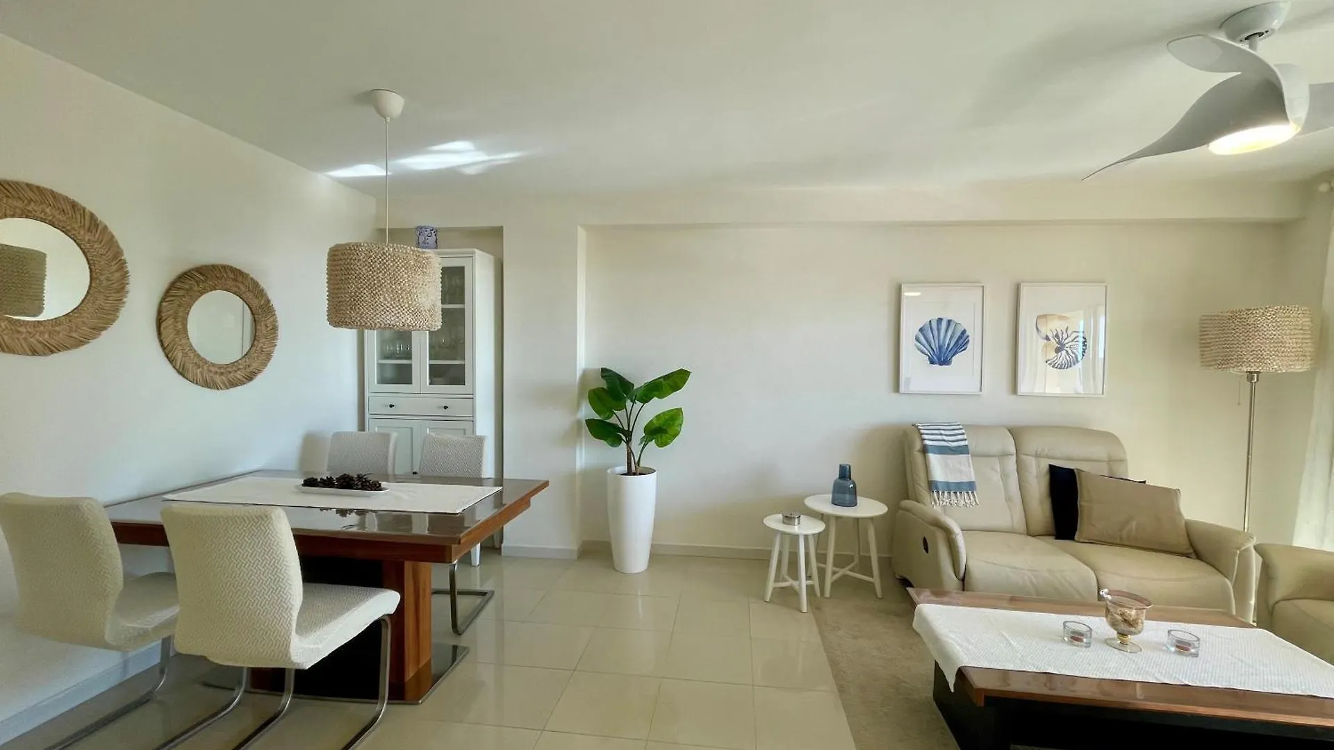 Apartment With Sea And Views Near Marbella Spain 0*,  西班牙